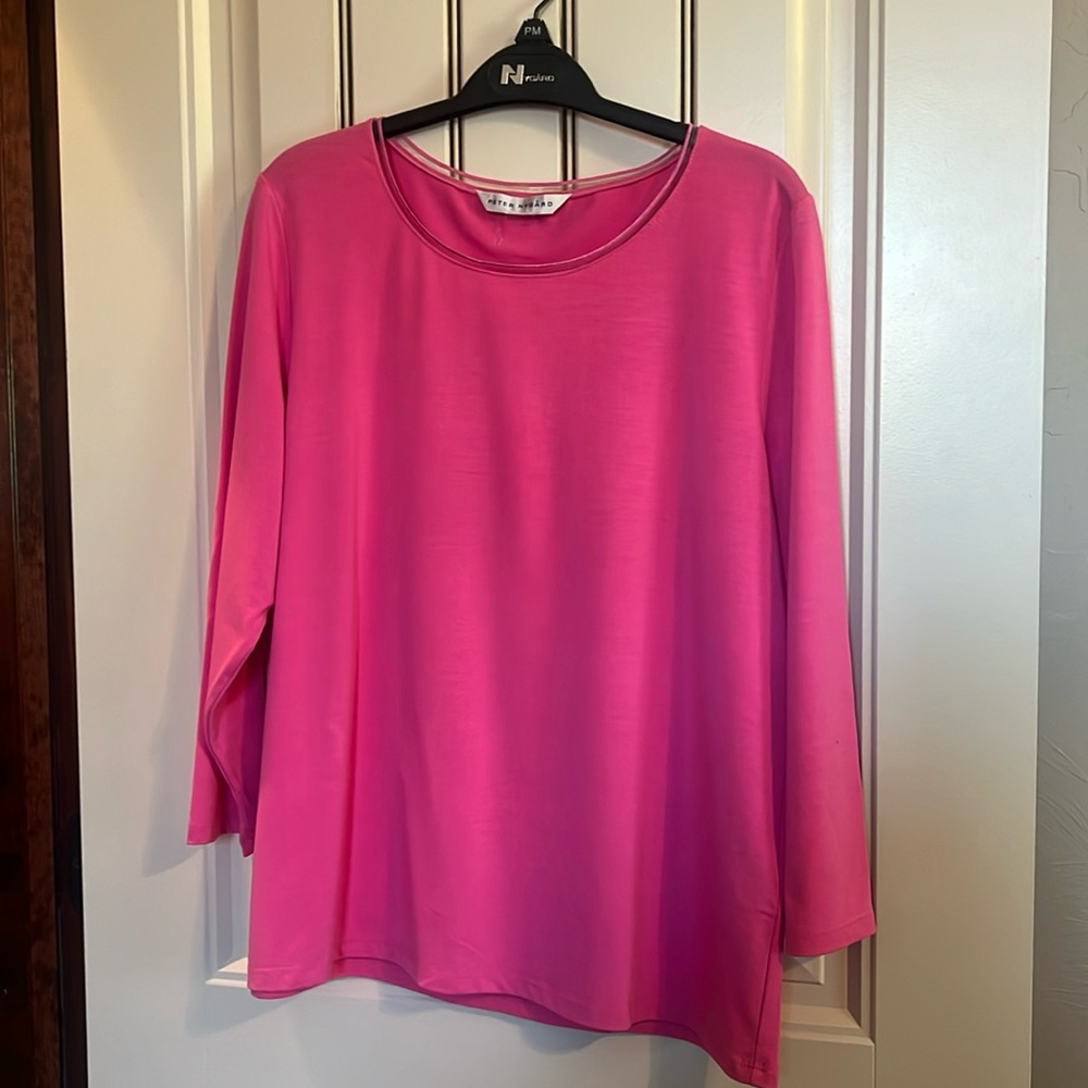 Pink Peter Nygard Silky Top. In Very Good Condotion